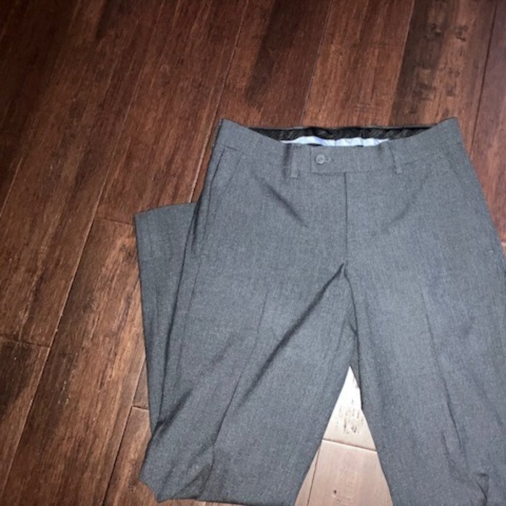 Men's Warehouse Size 30 Charcoal Gray Dress Pants Slack Flat Front Straight Fit